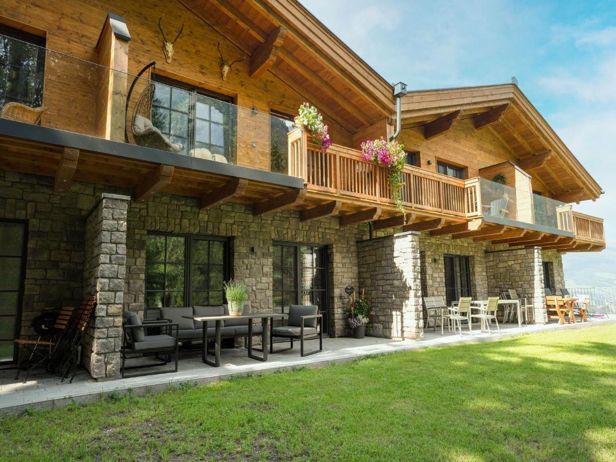 Luxurious Holiday Home With Sauna Кримл Екстериор снимка